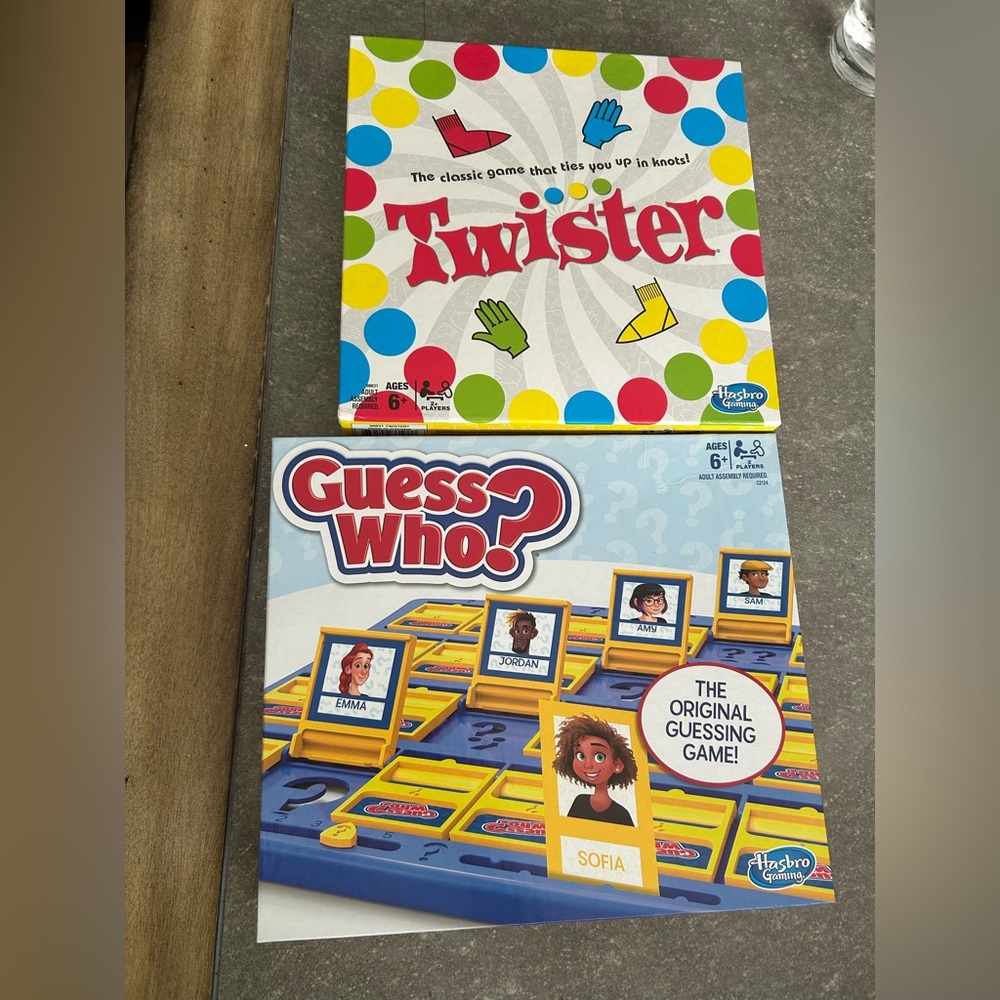 Set of 2 boxed games